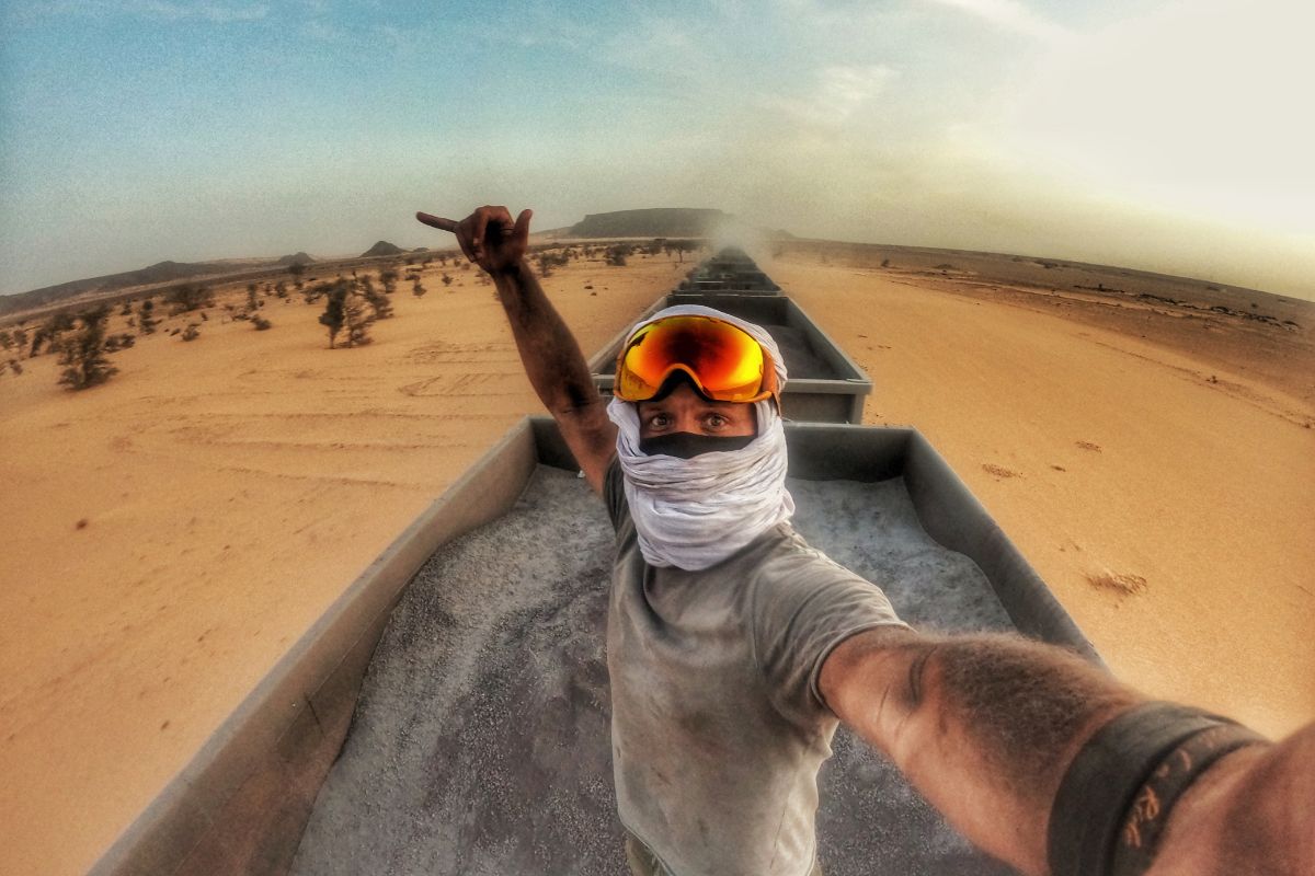 Nick Martin auf dem Iron Train in Mauretanien<br />
